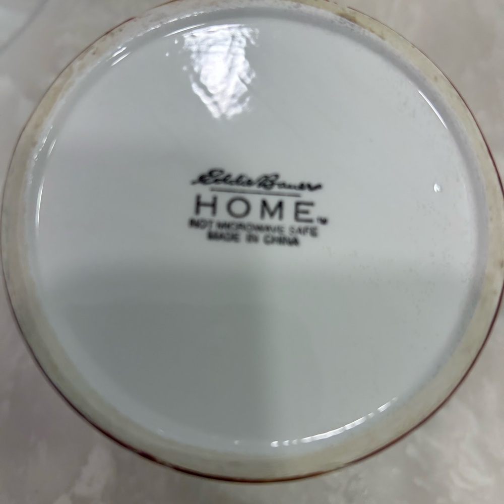 FREE with purchase of any of my other items: VTG EDDIE BAUER 16 Oz Holiday Mug - Picture 4 of 10